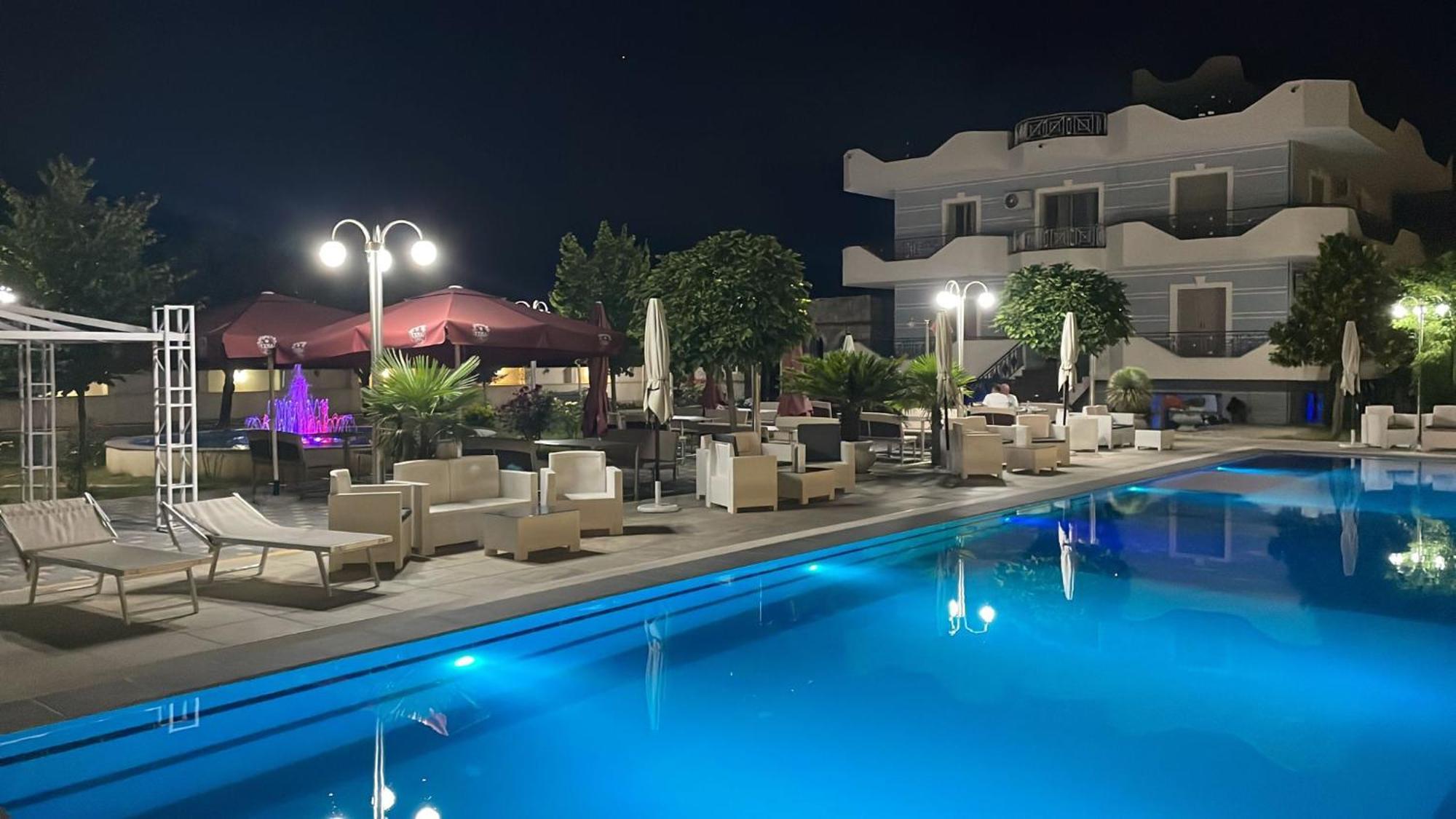 Union Villa Shkoder Ngoại thất bức ảnh